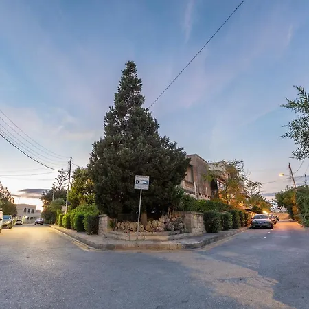 Central, Beautiful In Saint Julians With Prvt Pool By 360 Estates Saint Julian's