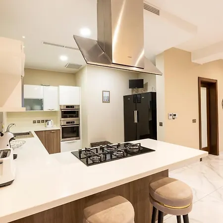 Central, Beautiful In Saint Julians With Prvt Pool By 360 Estates Apartment Saint Julian's